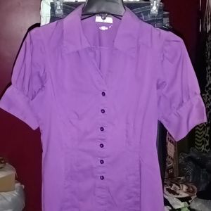 Stretch. Button Down Shirt.